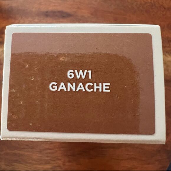 Laura Mercier Tinted Moisturizer Natural Skin Perfector SPF 30 (color: ganache) - Picture 8 of 9